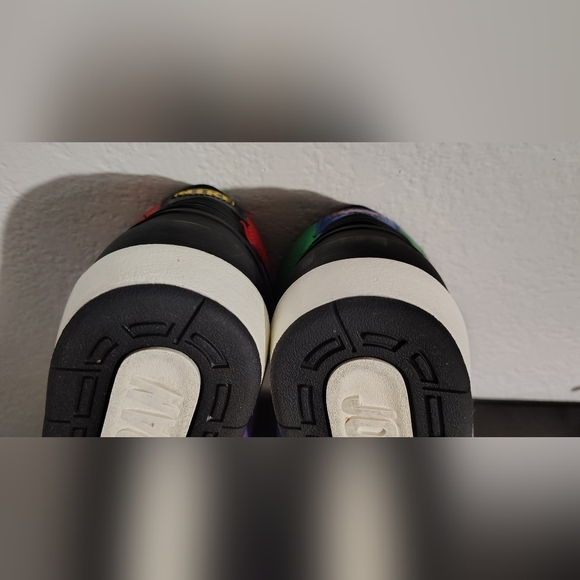 Women's air Jordan retro size 11 - Picture 4 of 12